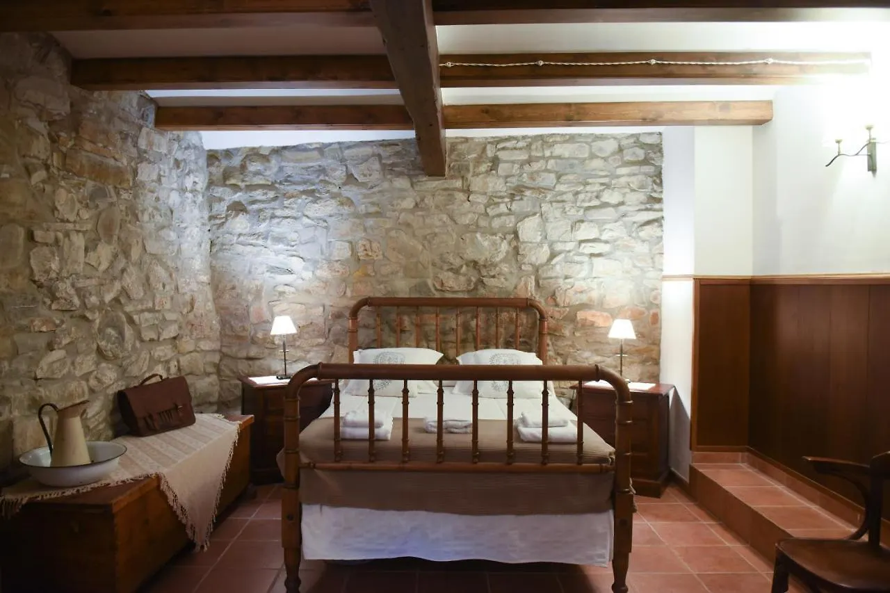 Turisme Rural Mas Isoles Guest House Ripoll Spain