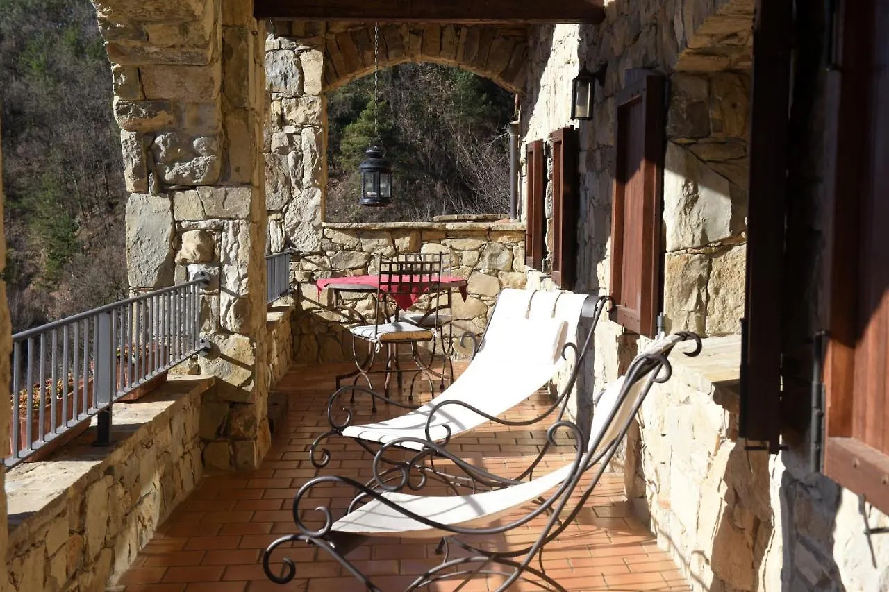 Country house Turisme Rural Mas Isoles Guest House Ripoll