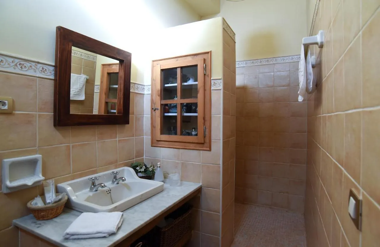 Turisme Rural Mas Isoles Guest House Ripoll Country house